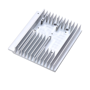 Grand dissipateur thermique en aluminium extrudé